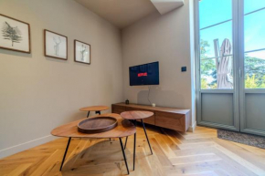 Le Charmant d'Ecully Logement Unique Avec Jardin à 10 minutes de Lyon